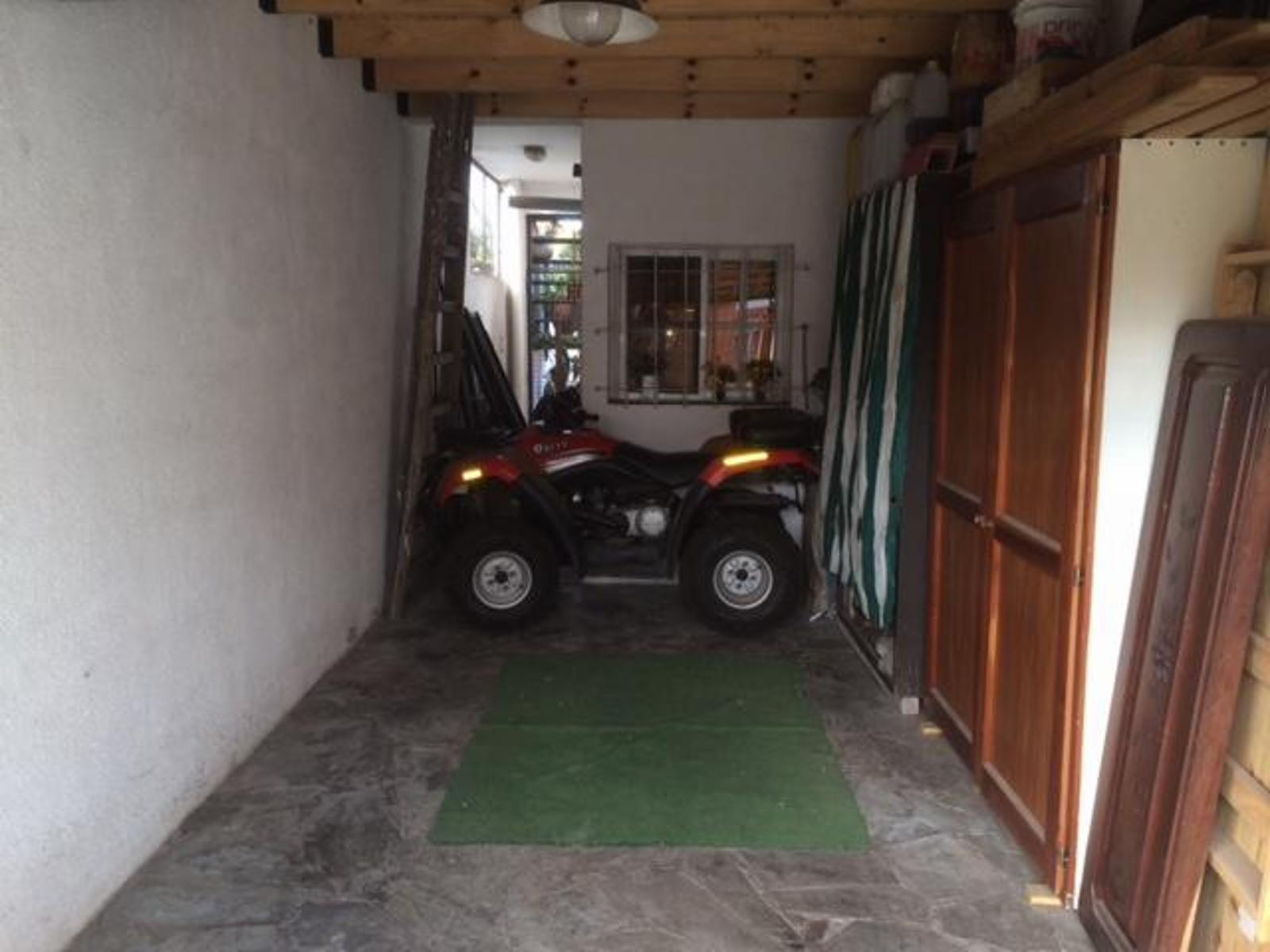 Alfonso XIII 1010 · Almirante Brown — foto 21