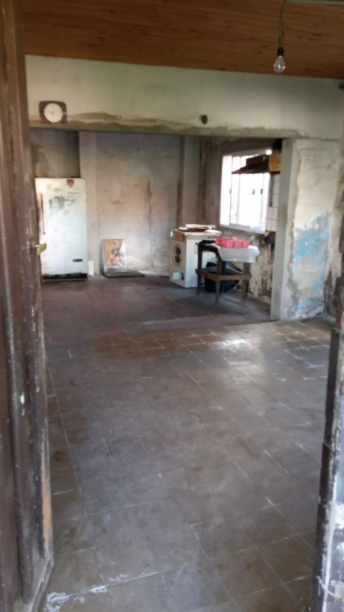 CASA ANTIGUA - LOTE DE 10X32 HAEDO SUR