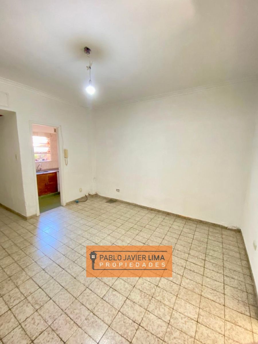 BOULEVARD SAN MARTIN 2900 · Tres De Febrero — foto 4