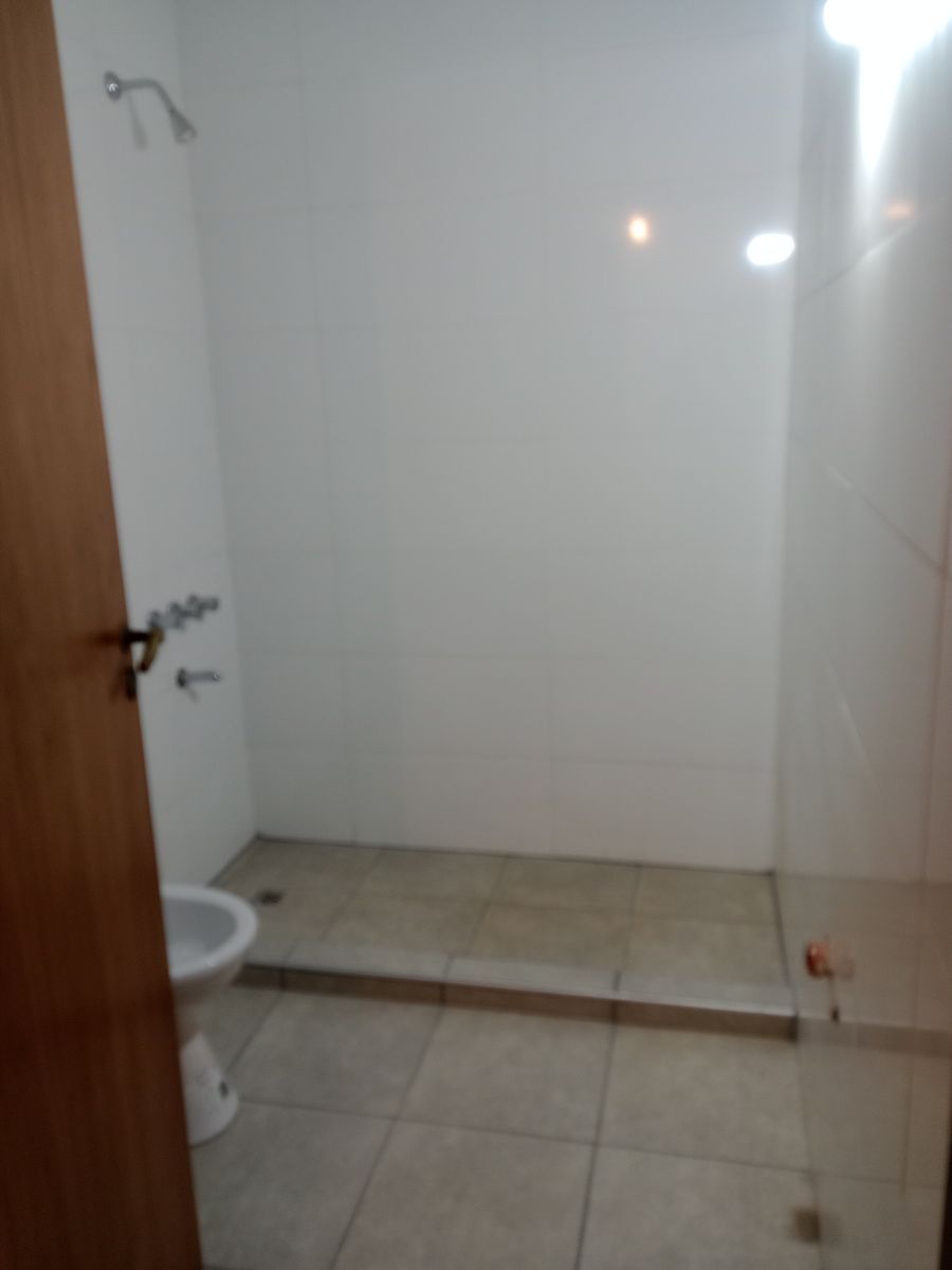 KENNEDY  300 · San Fernando — foto 40