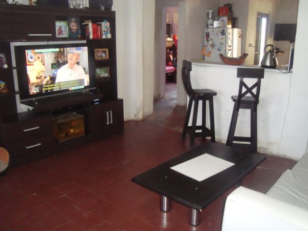 ITALIA 2139 · Almirante Brown — foto 3