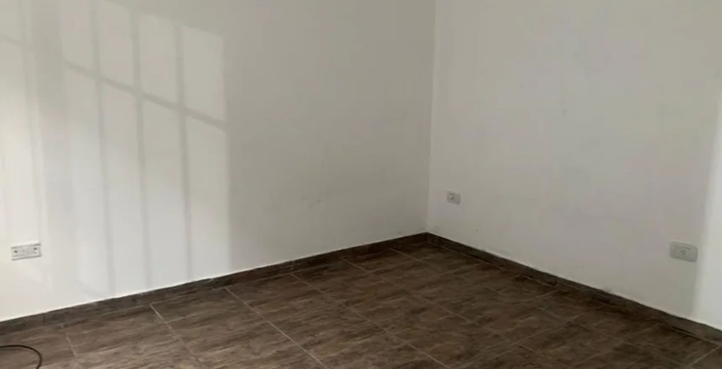 DEPARTAMENTO DE 2 AMBIENTES EN VENTA - CASTELAR NORTE