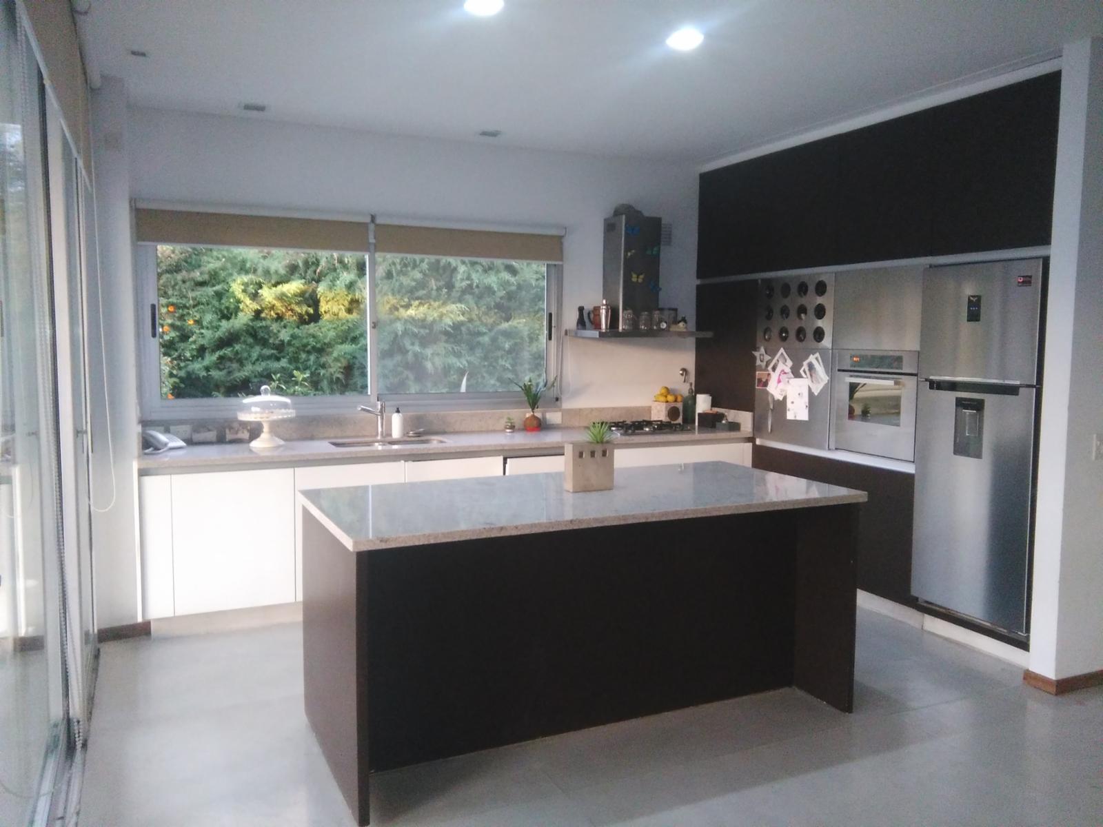 CASA EN VENTA - SEPTIEMBRE
