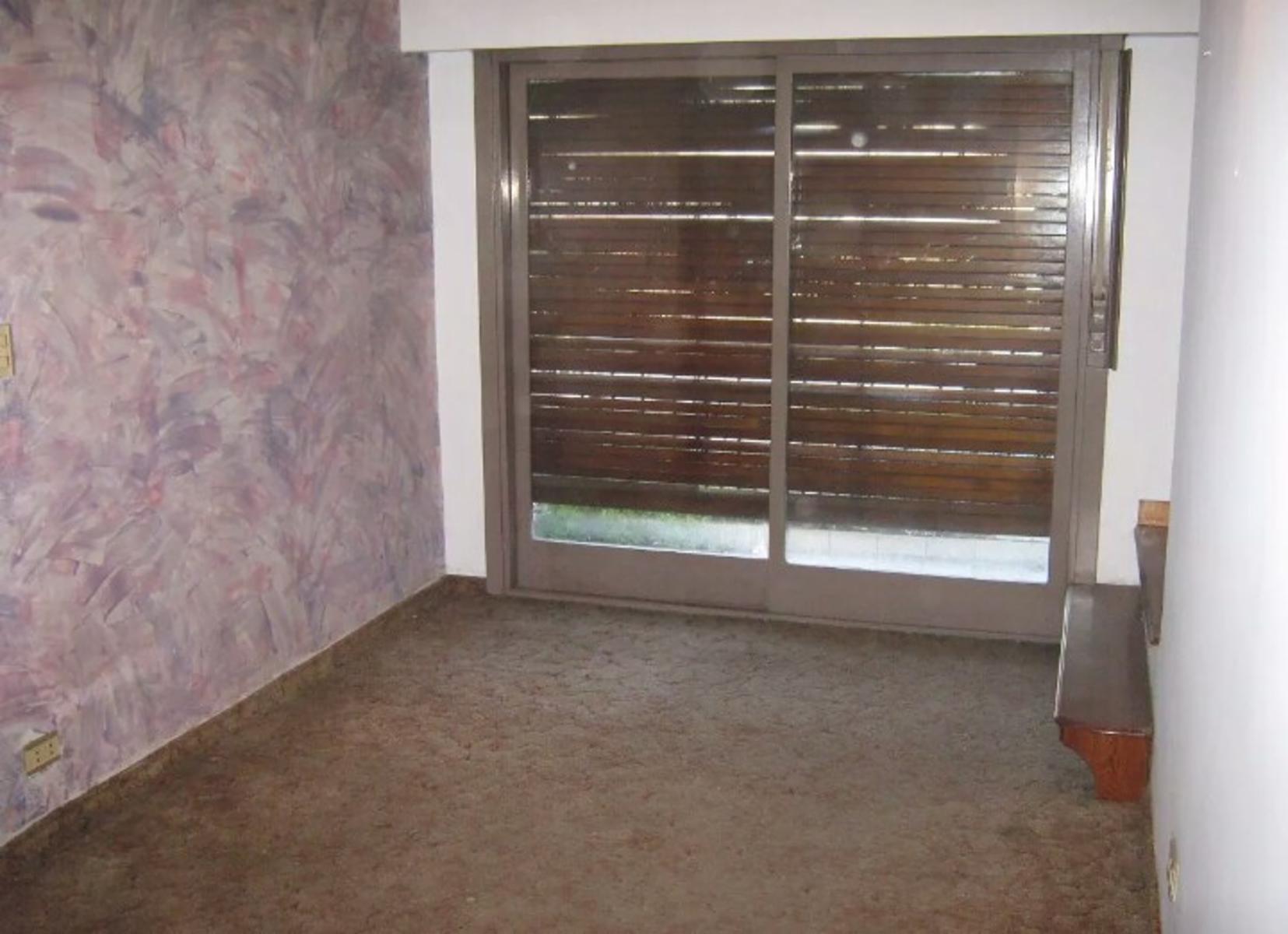 Henri Dunant 1323 · Ituzaingó — foto 5