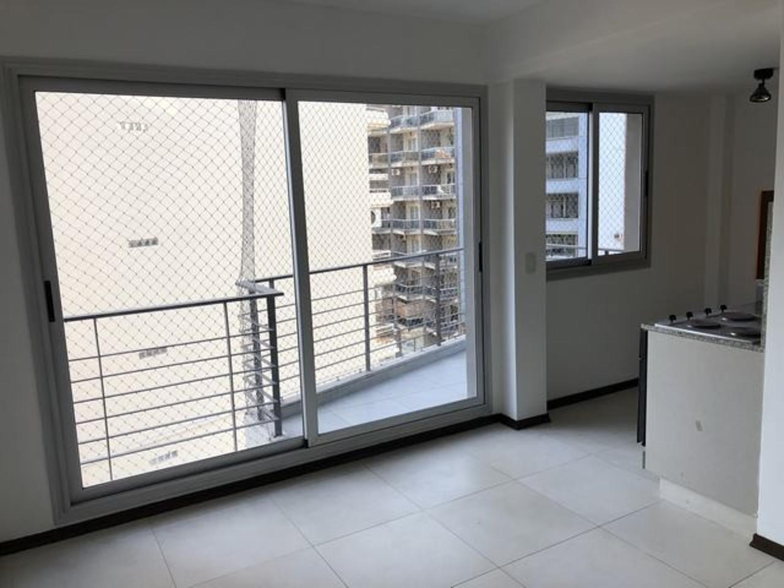 Monroe 3113 · Coghlan — foto 12