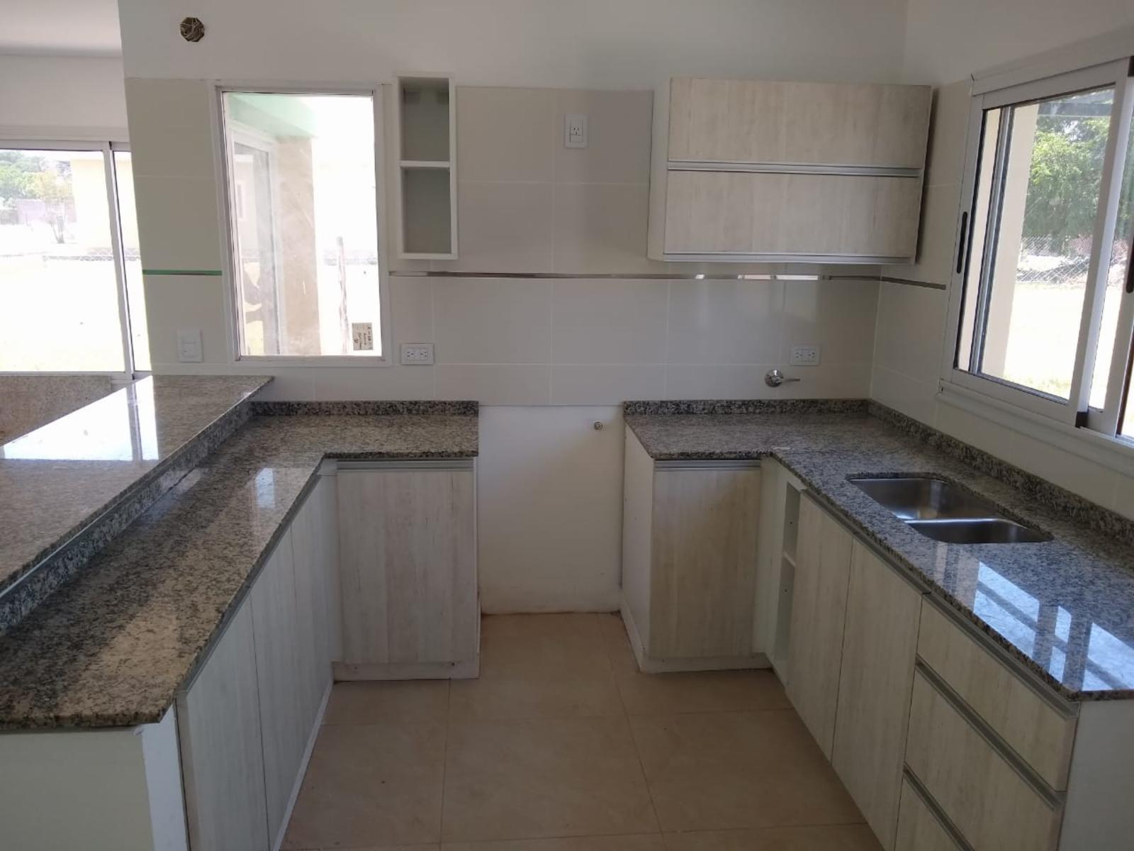 Anastacia Fabre de Merlo 744 · San Alberto — foto 7