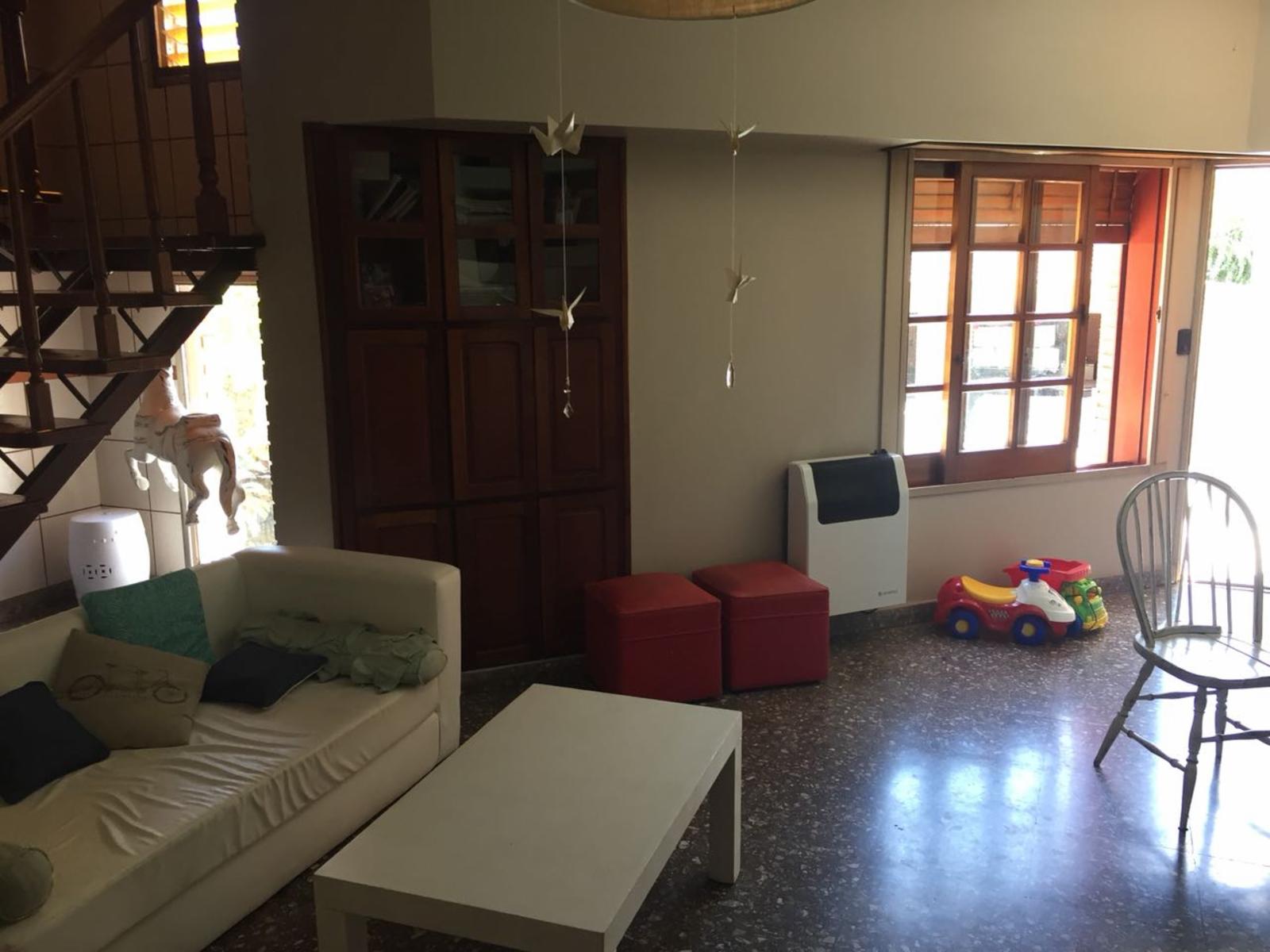 Luis Pasteur 2200 · Morón — foto 6
