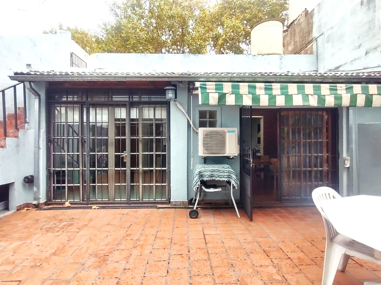 ANGEL SILVA 461 · Morón — foto 3