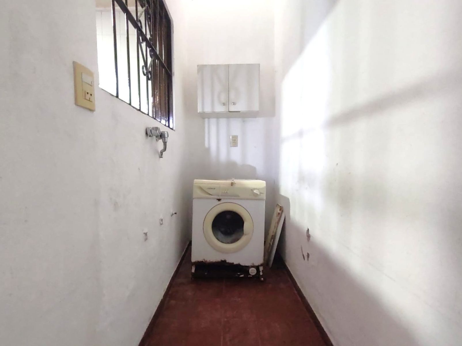 ANGEL SILVA 461 · Morón — foto 6