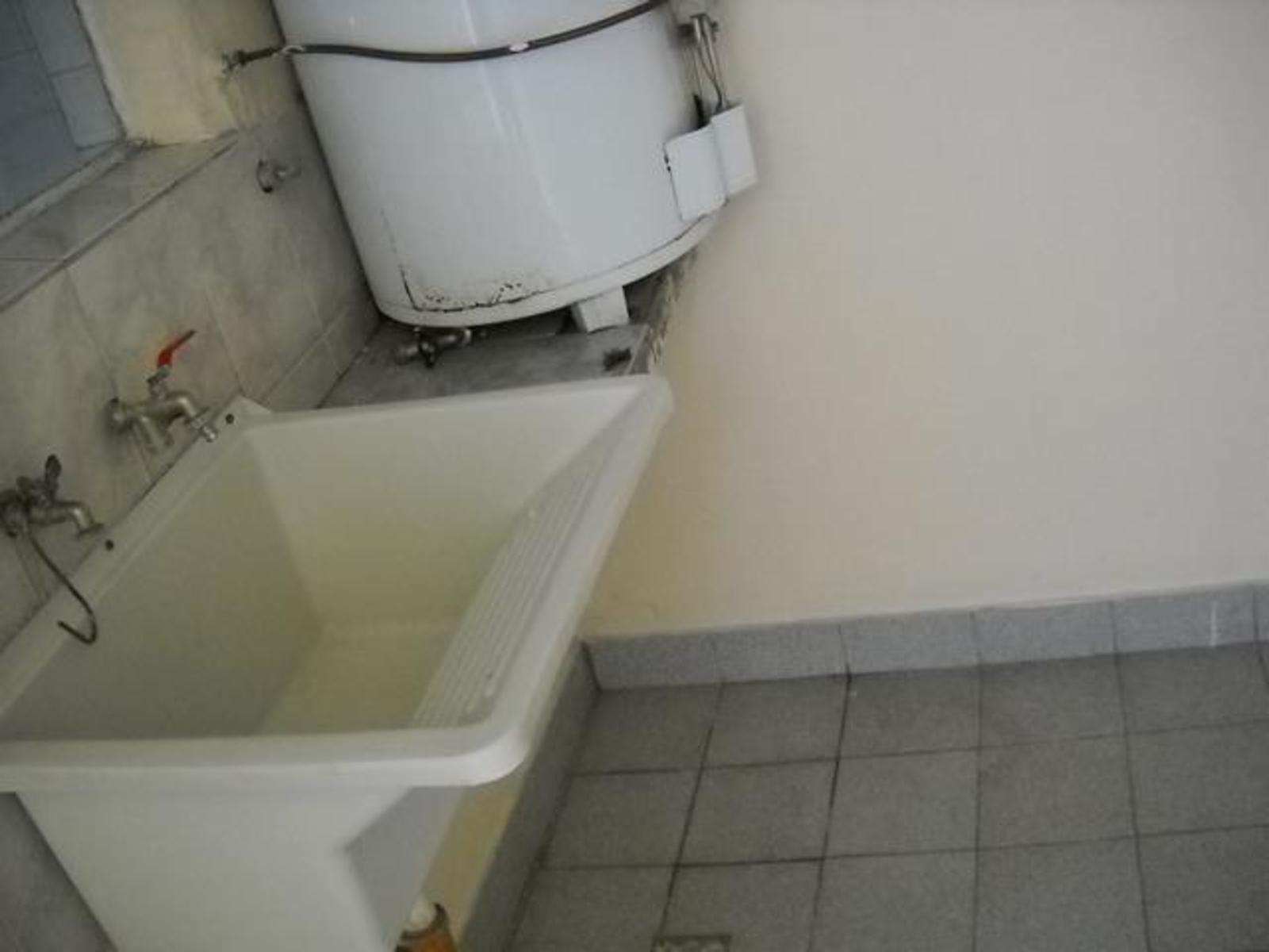 CORONEL THORNE 916 · La Matanza — foto 7