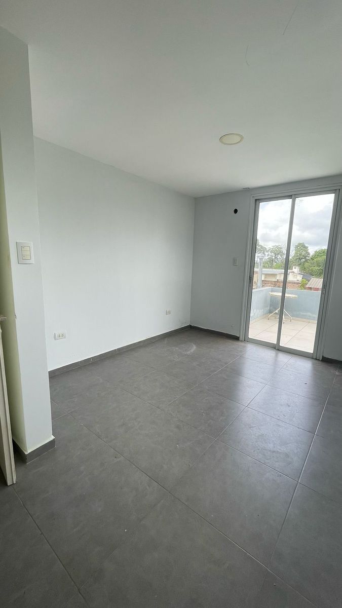 EN VENTA PROPIEDAD DE DUPLEX DOS DORMITORIOS EN YERBA BUENA · Yerba Buena — foto 12