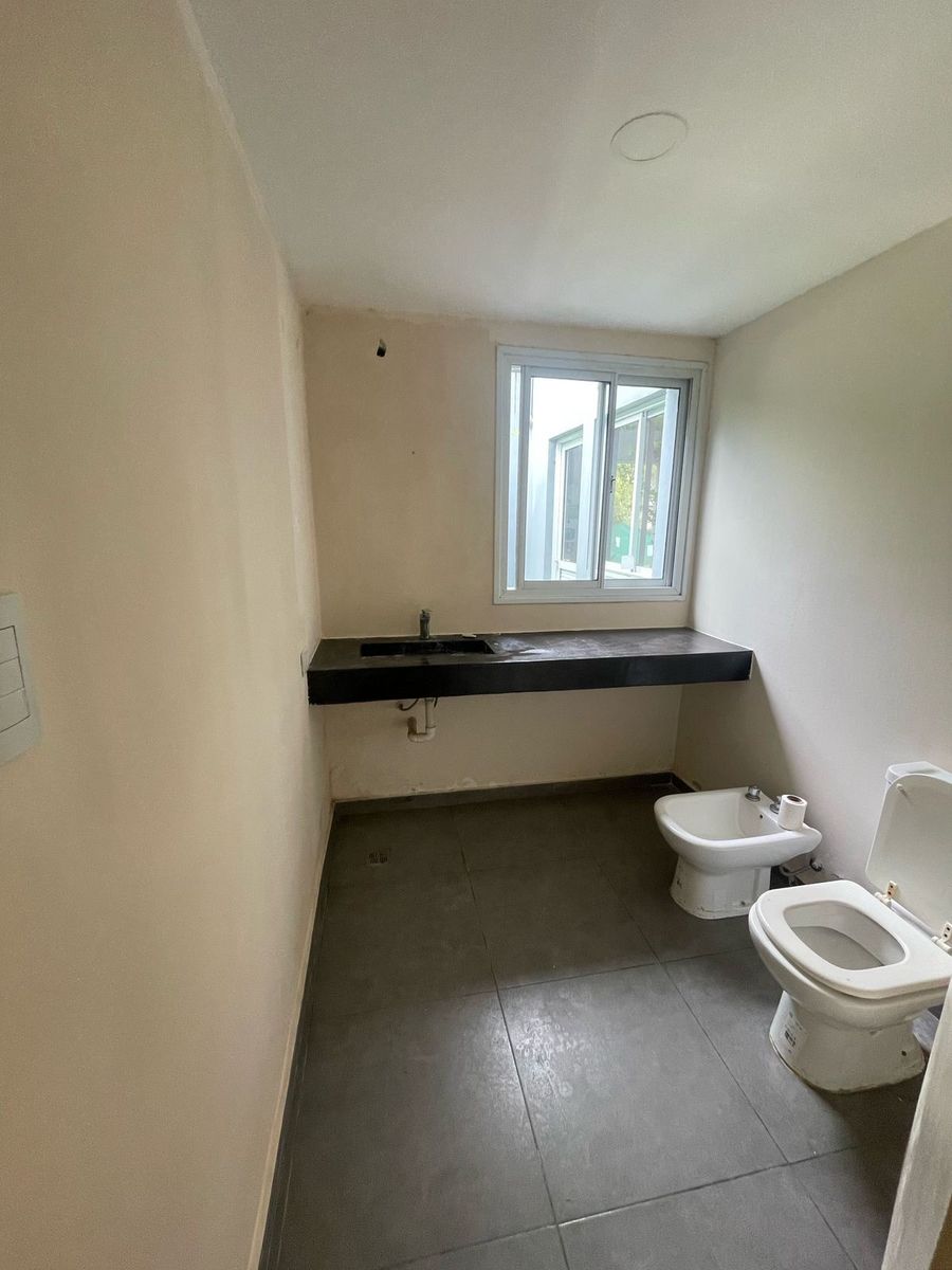 EN VENTA PROPIEDAD DE DUPLEX DOS DORMITORIOS EN YERBA BUENA · Yerba Buena — foto 15