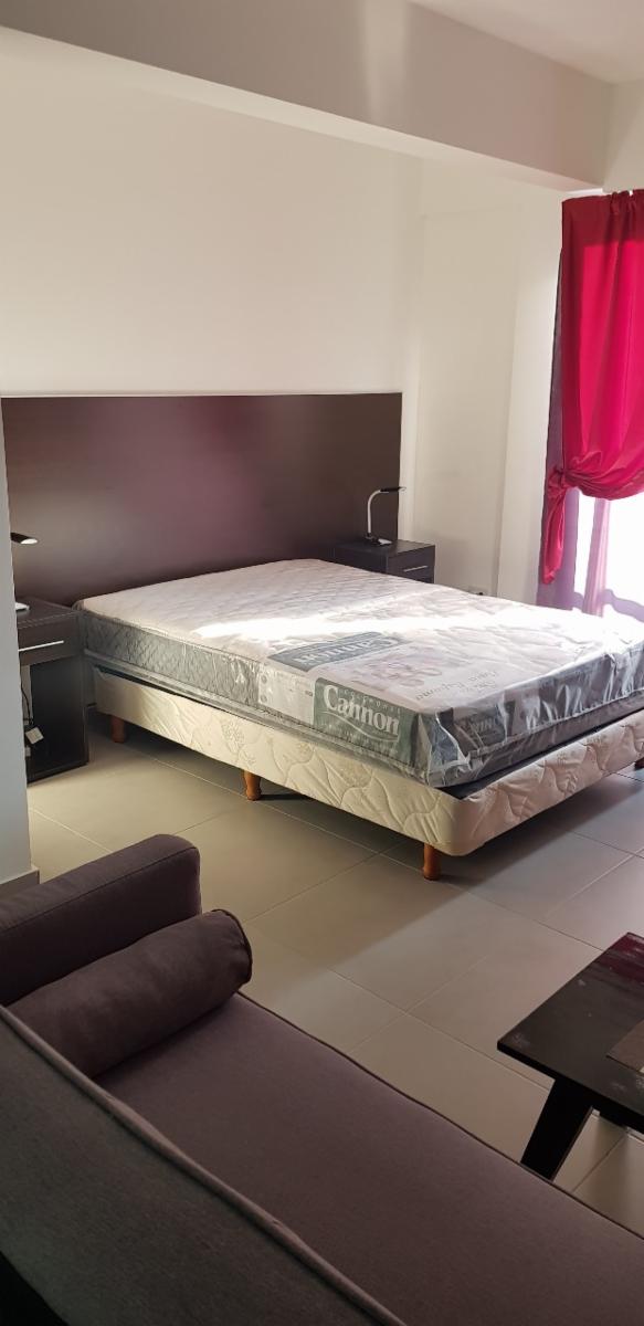 Monoambietne con balcon a 200mt del Hospital italiano