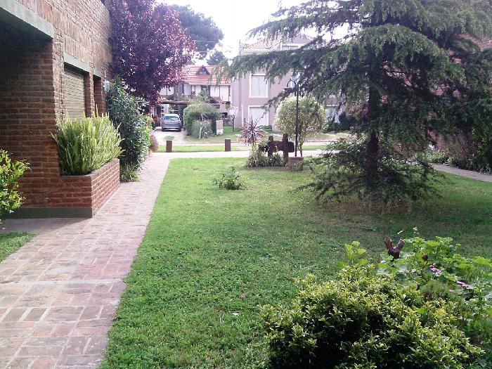 Escualos 905 · Pinamar — foto 3