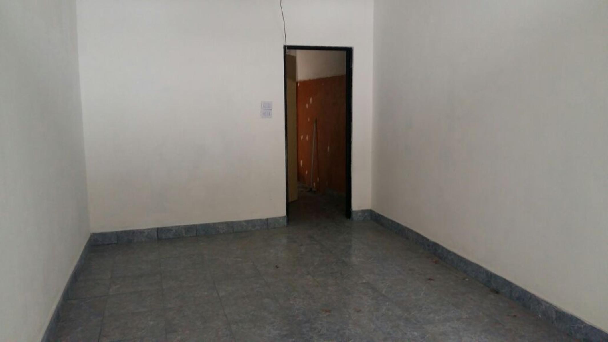 SANTA FE 951 · Lomas De Zamora — foto 3