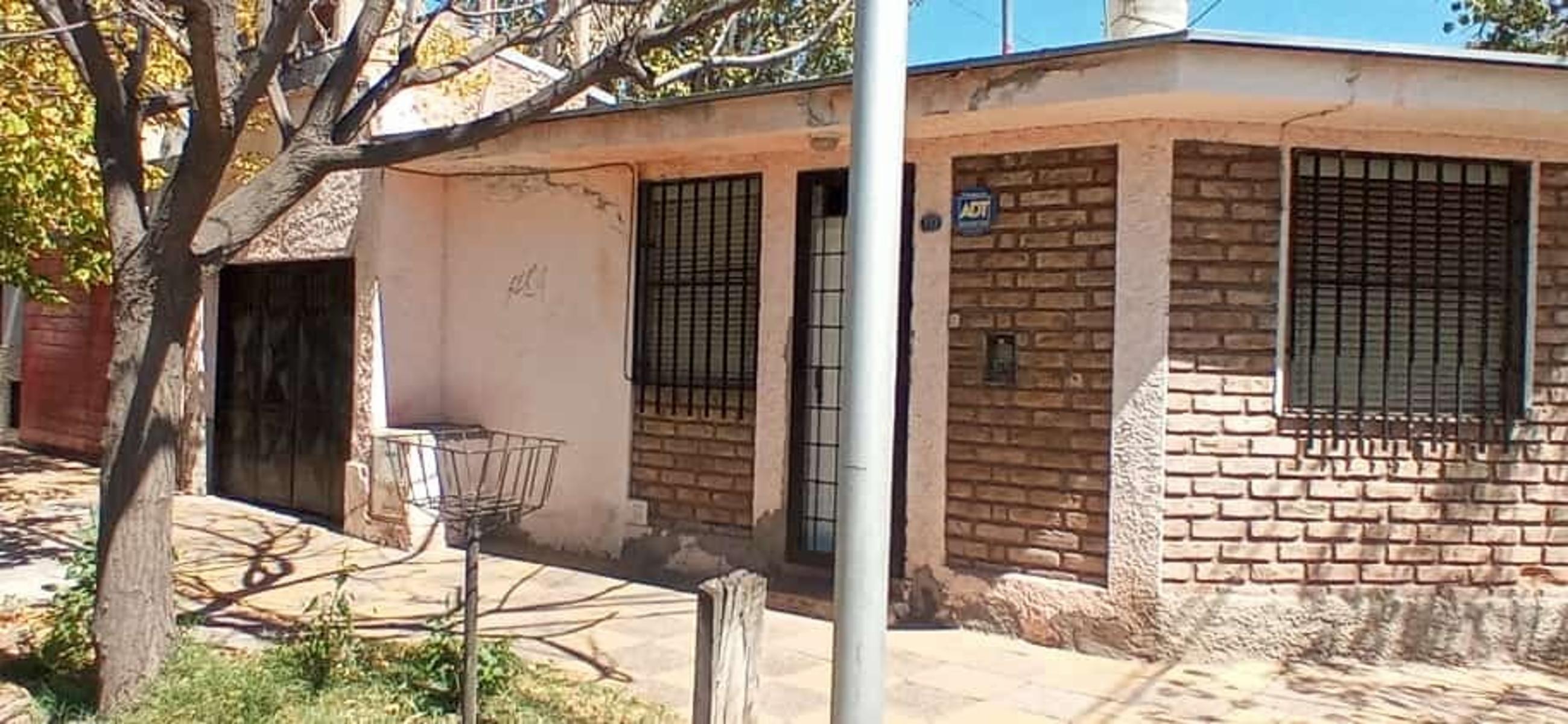 FALUCHO Y BERUTTI · Guaymallén — foto 17