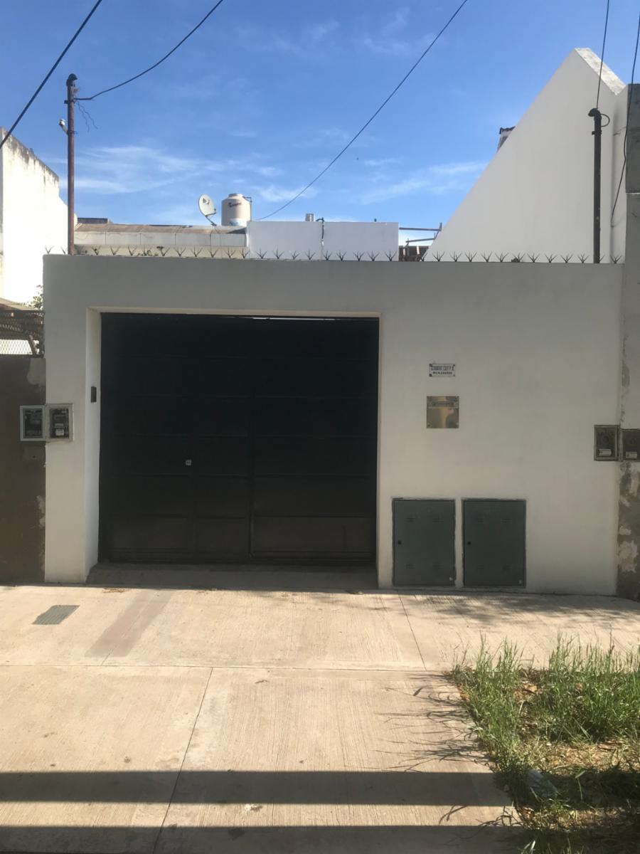 CASA EN VENTA PARQUE JOHNSTON 3 AMB.