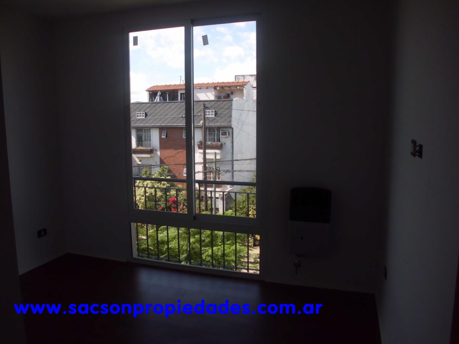 Arenales al 300 · La Matanza — foto 7