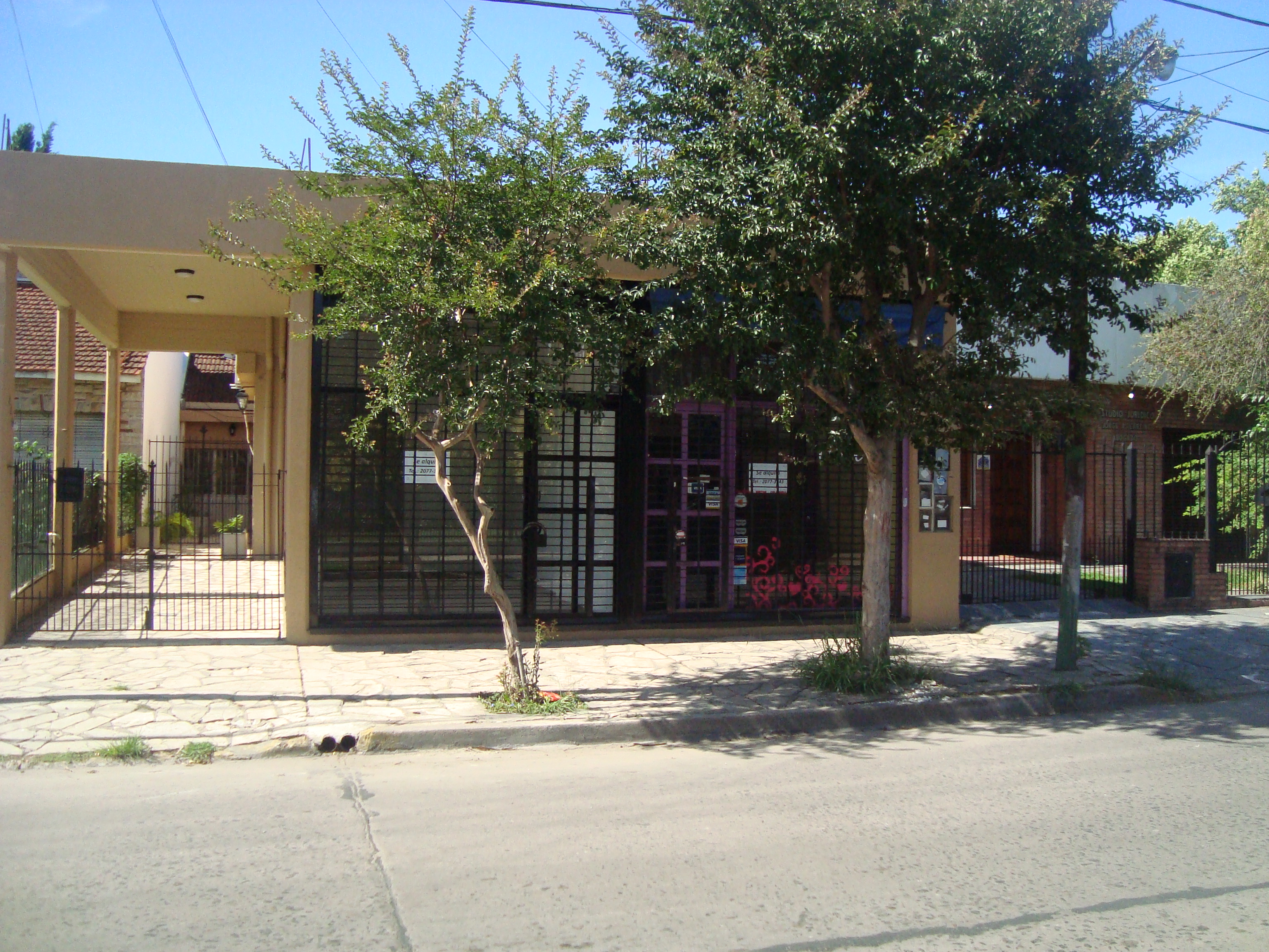 E.de Burzaco 400 · Almirante Brown — foto 3