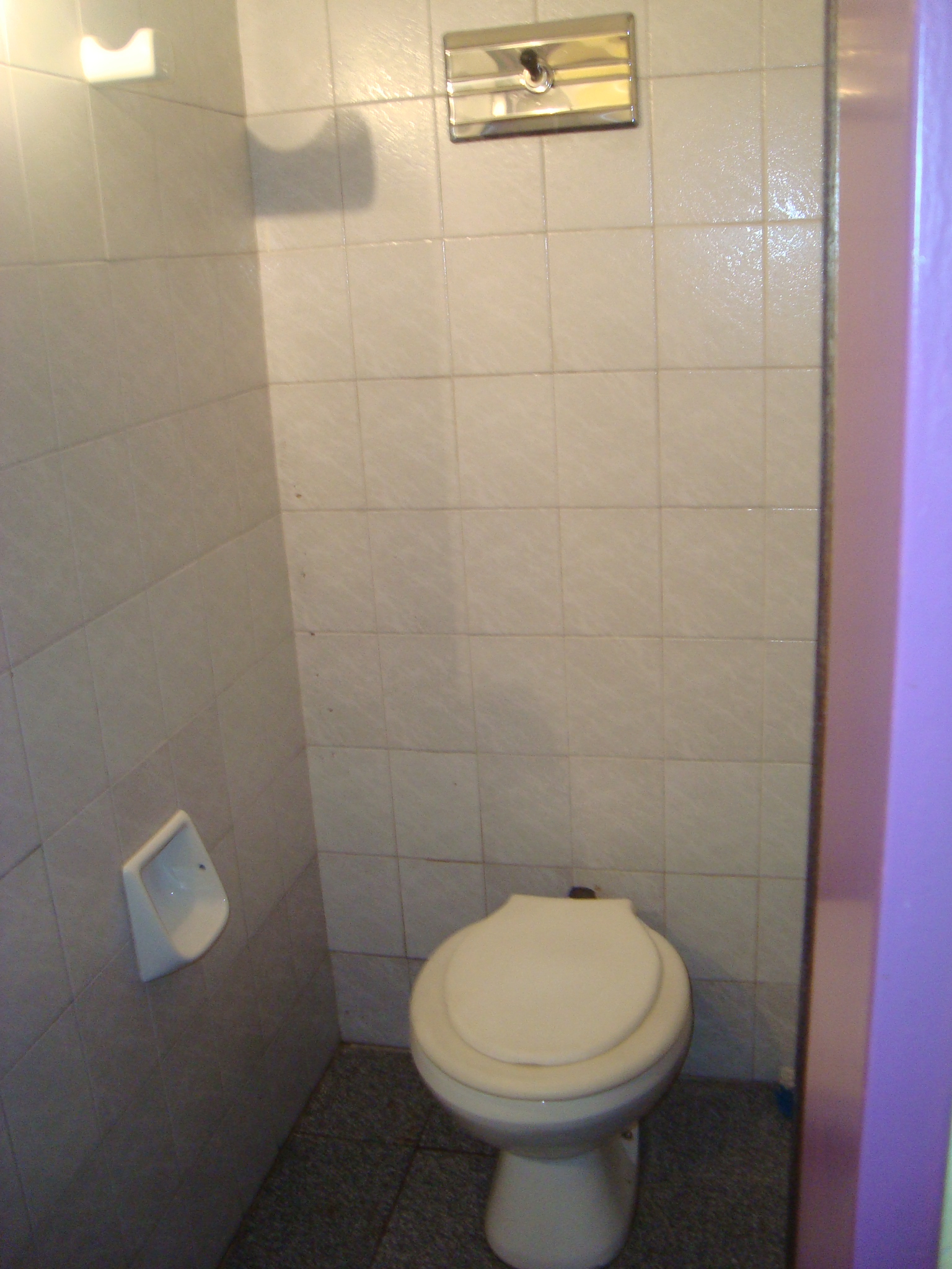 E.de Burzaco 400 · Almirante Brown — foto 9