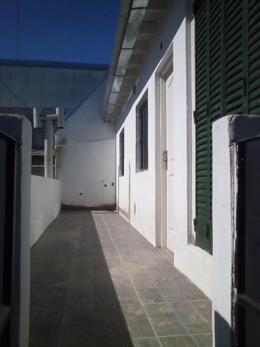 Moisés Lebensohn 1000 · Pompeya — foto 15