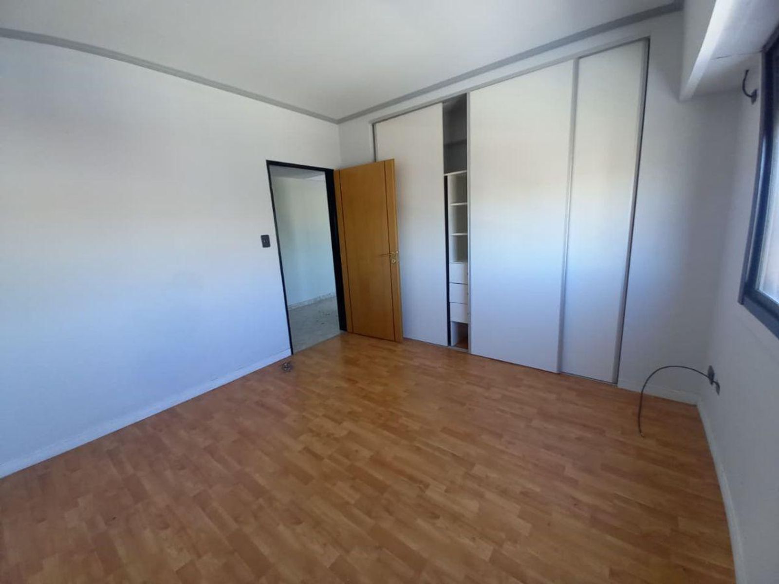 LARREA 1394 · La Matanza — foto 3