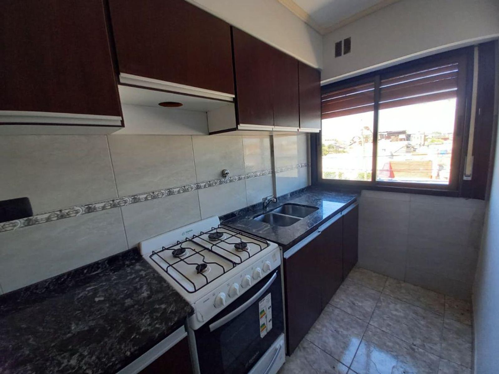 LARREA 1394 · La Matanza — foto 4