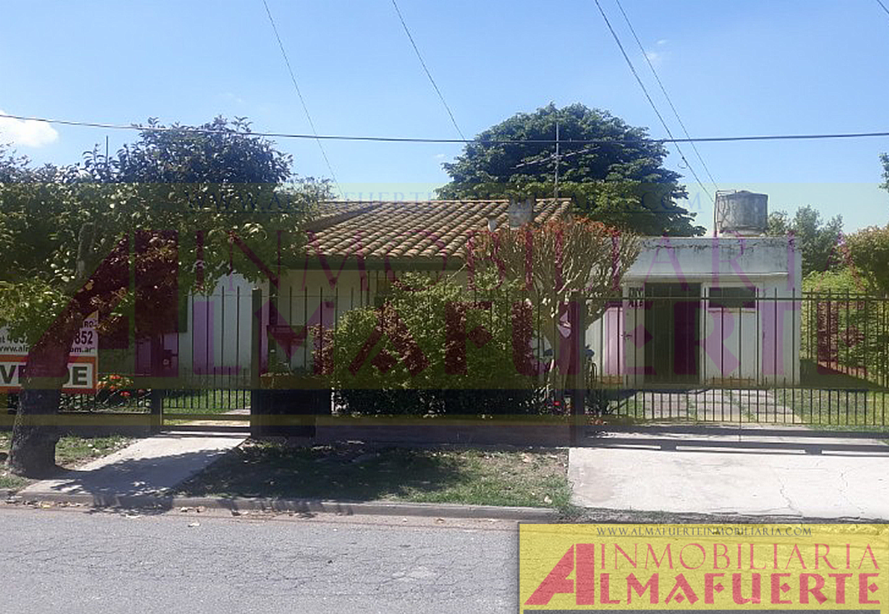 Vivienda de 2 dormitorios, y departamento de 2 ambientes