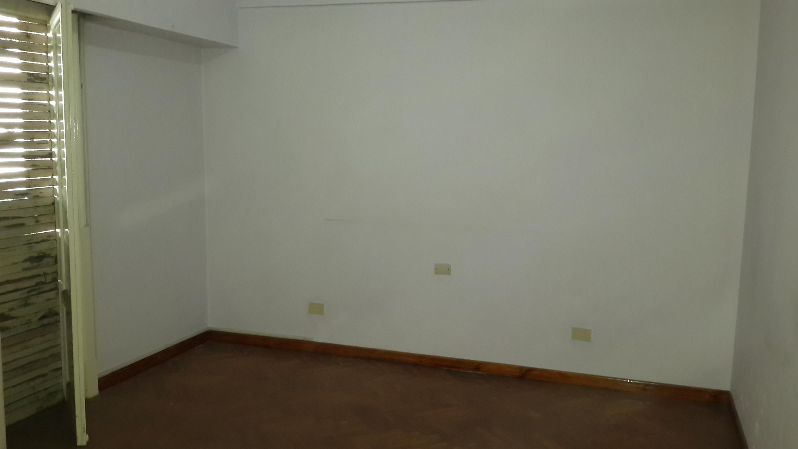 AVENIDA VELEZ SARSFIELD AL 1300 · La Matanza — foto 5