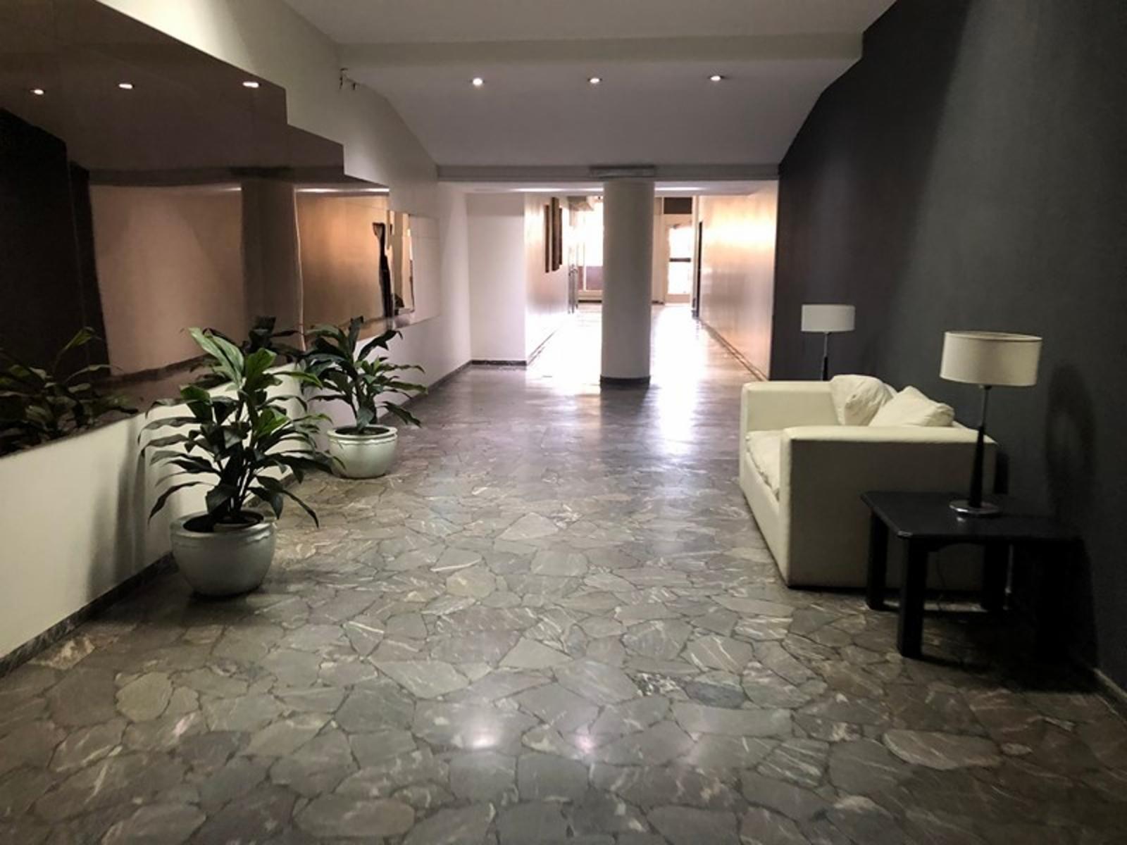 DEPARTAMENTO DE CATEGORIA 4 AMB. EDIFICIO SEGURIDAD 24Hs.