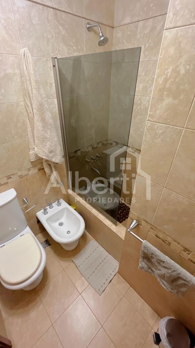 Lambaré 919 · Morón — foto 10