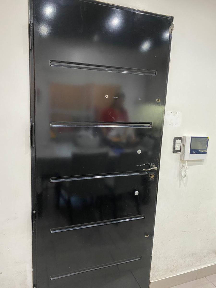 Brandsen al 4400 · Avellaneda — foto 9
