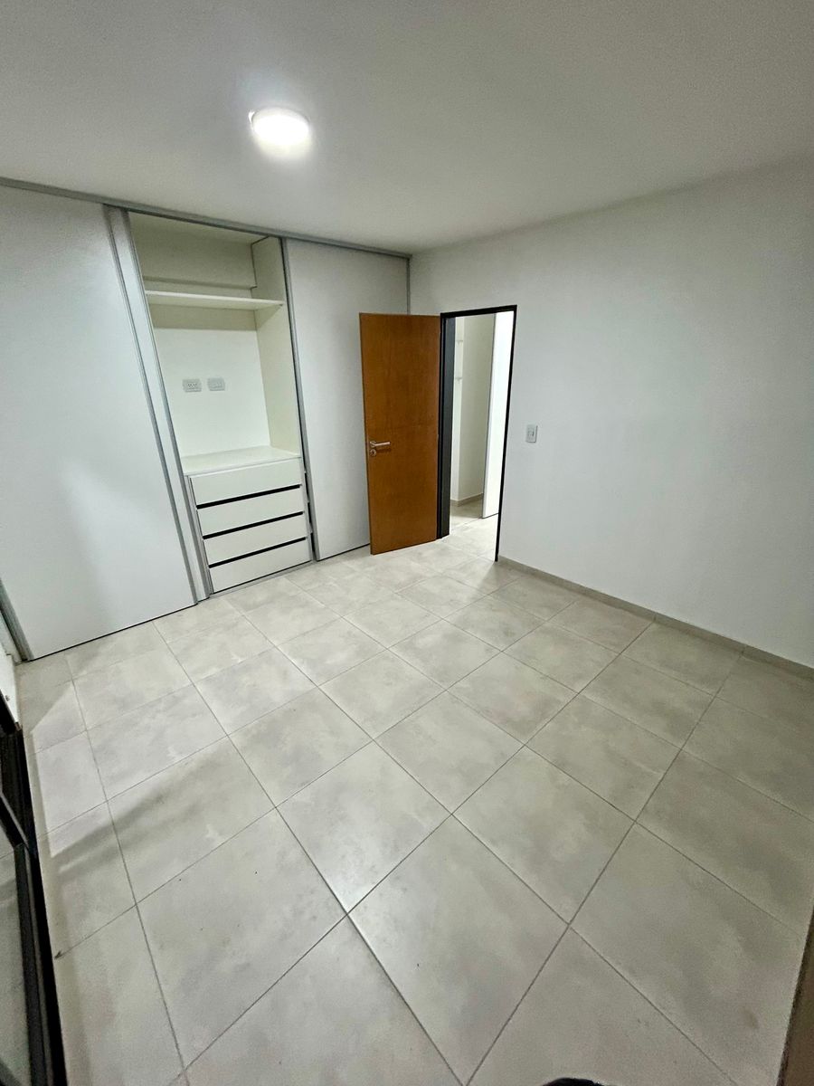 Bartolome Mitre 35 · Morón — foto 13