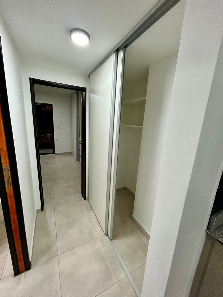 Bartolome Mitre 35 · Morón — foto 10