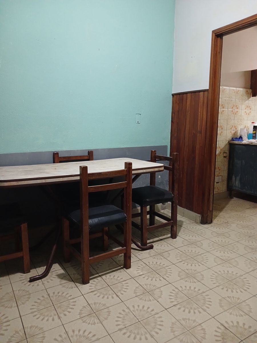 RIO NEGRO 481 · Morón — foto 20