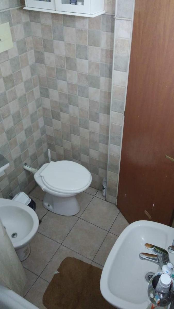 Venezuela 2946 · La Matanza — foto 24