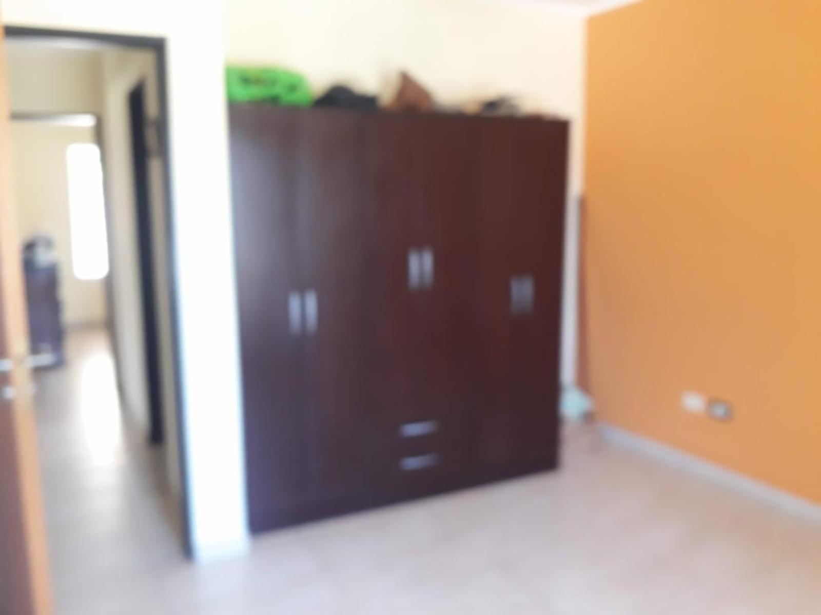 SE VENDE CASA DE 2 DORMITORIOS CON COCHERA - Miguel David y Garrigo. · Paraná — foto 3