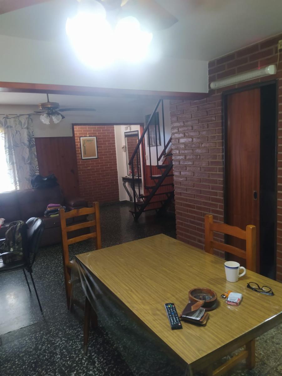 Antonio Rivero 208 · Morón — foto 4