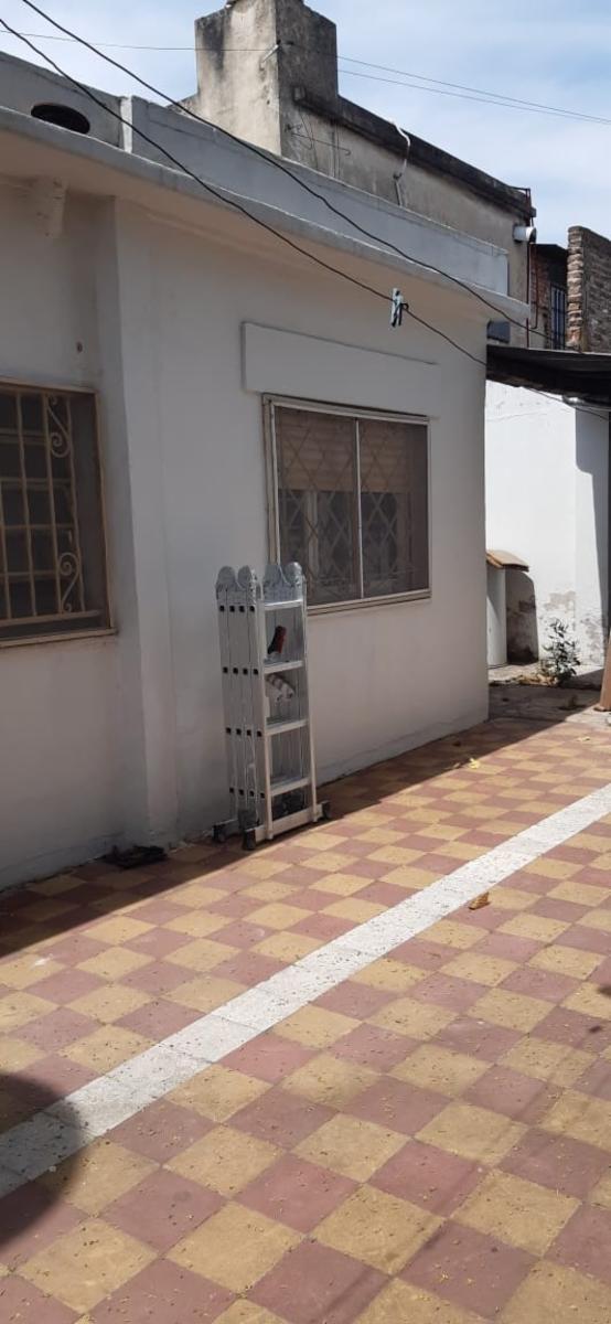 VILLA BARCELO 477 · Lomas De Zamora — foto 4