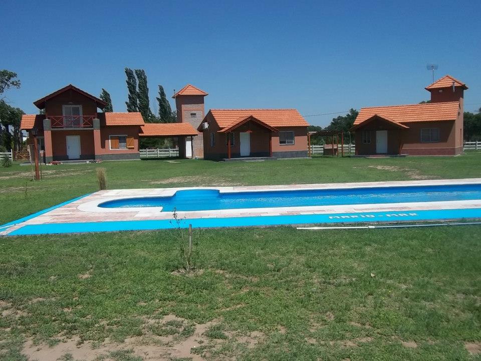 Complejo de Cabañas. Excelente estado · Junín — foto 12