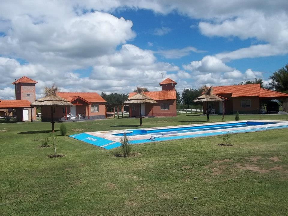 Complejo de Cabañas. Excelente estado · Junín — foto 17