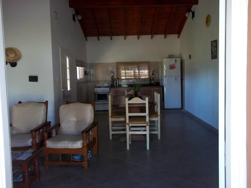 Complejo de Cabañas. Excelente estado · Junín — foto 3