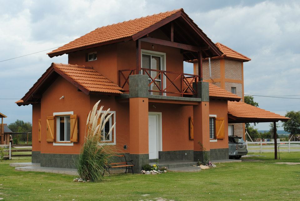 Complejo de Cabañas. Excelente estado · Junín — foto 4