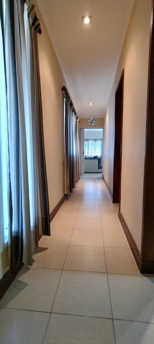 VENDO EXCEPCIONAL PROPIEDAD EN BRIO. SAN CAYETANO (AV. LOS PATOS ESQ.LAS GAVIOTAS) · San Cayetano — foto 4