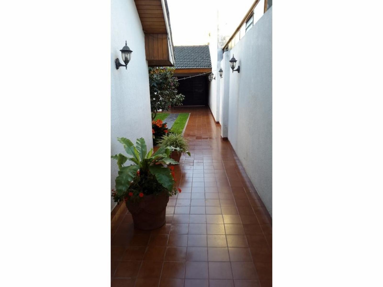 Gral Hornos 733 · La Matanza — foto 23