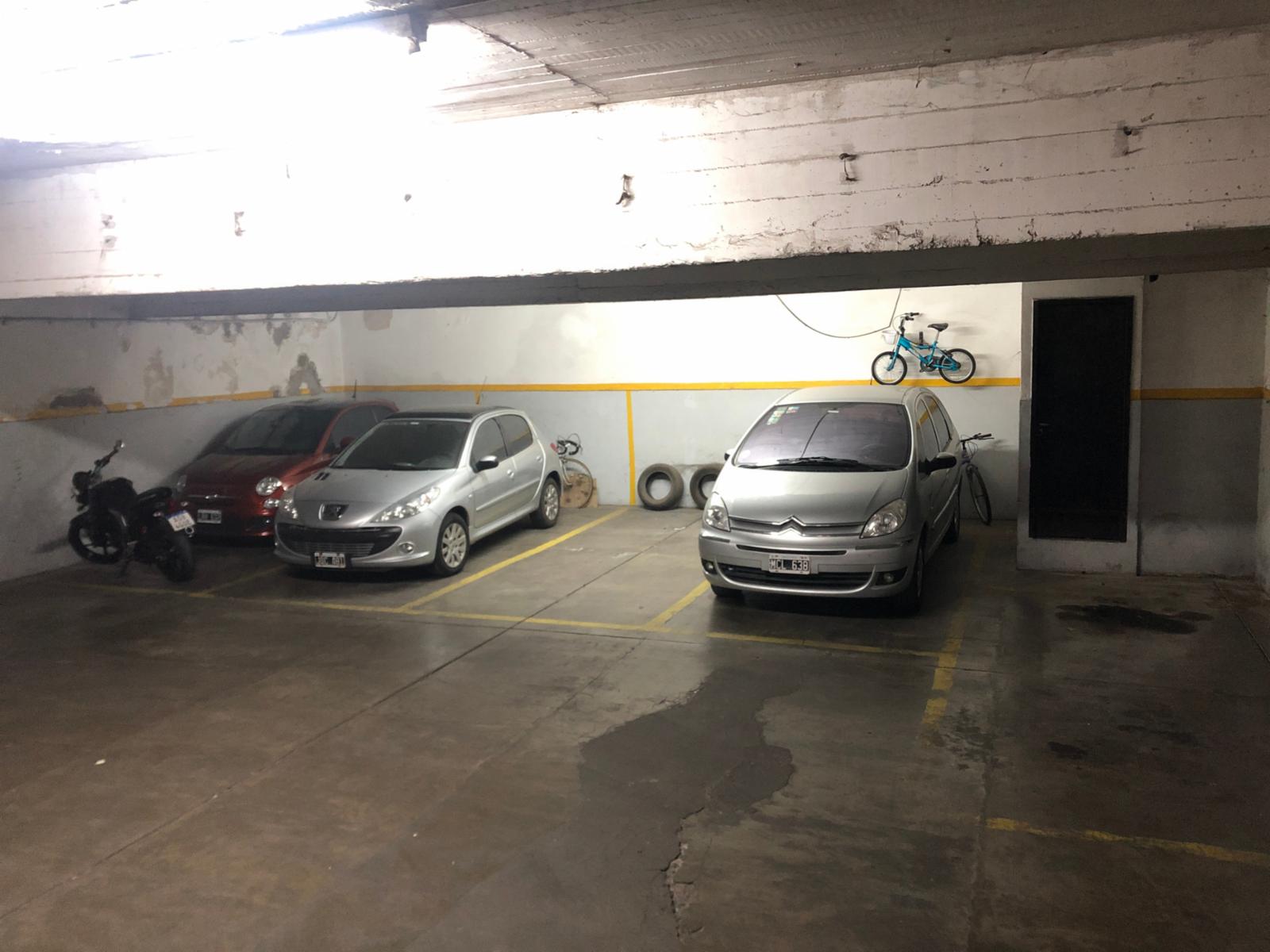 Av Caseros 2700 · Parque Patricios — foto 5