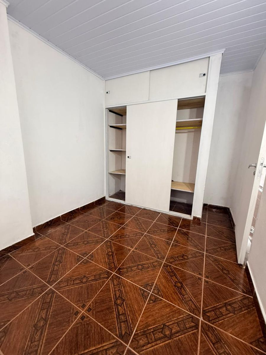 MAESTRA GONZALEZ DE HERCHT 1036 · Hurlingham — foto 10