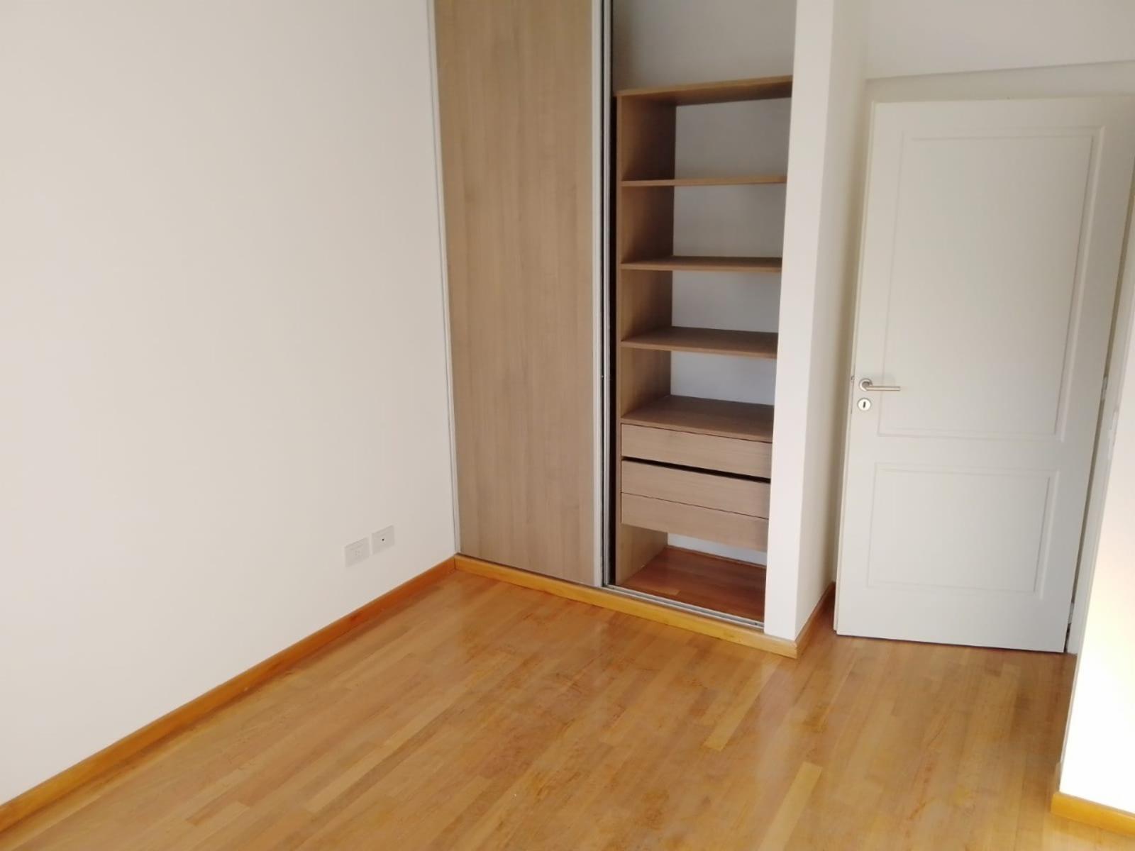 Dante 177 · Villa Luro — foto 3