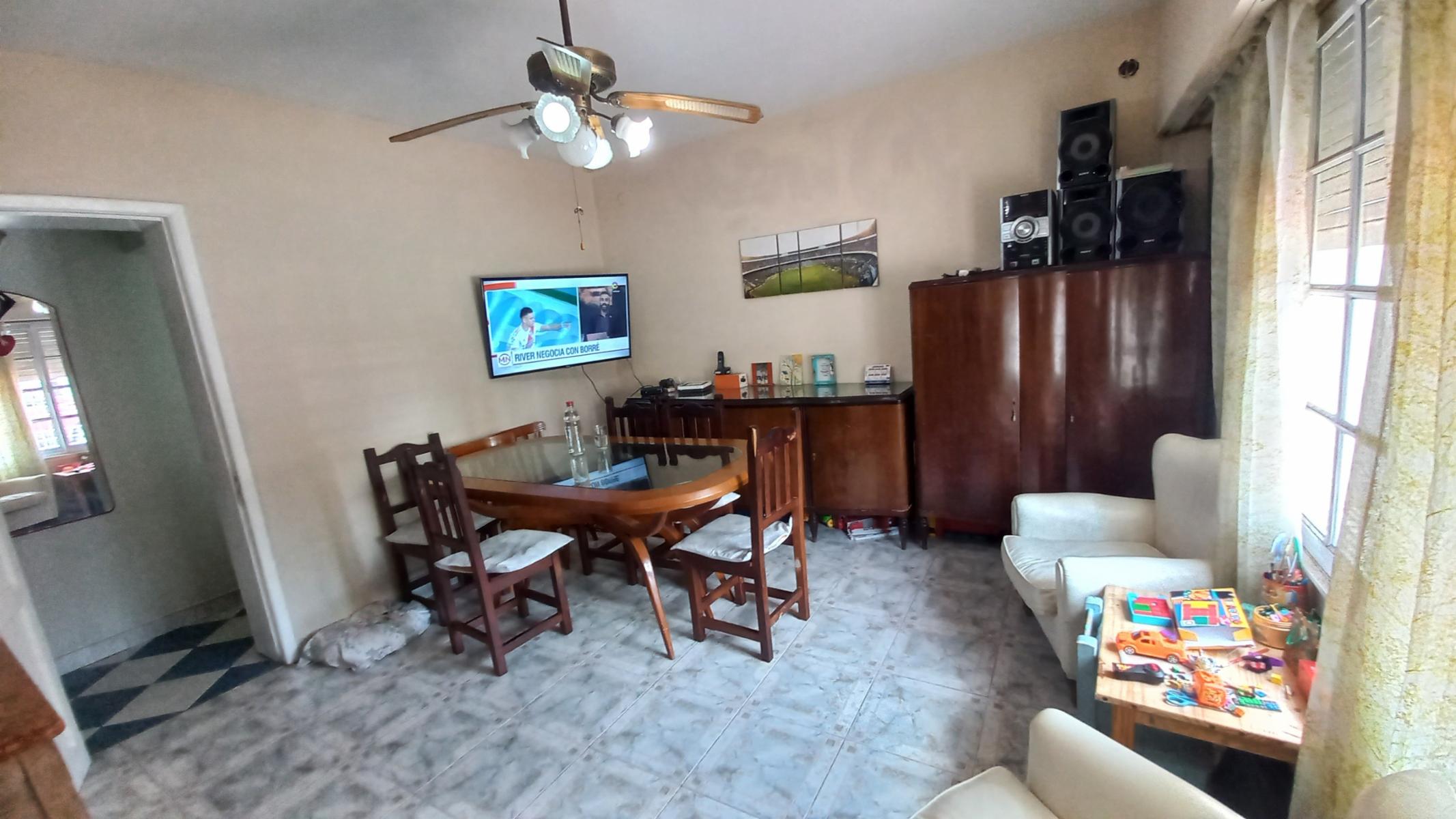 GAEBELER 2274 · Lanús — foto 6