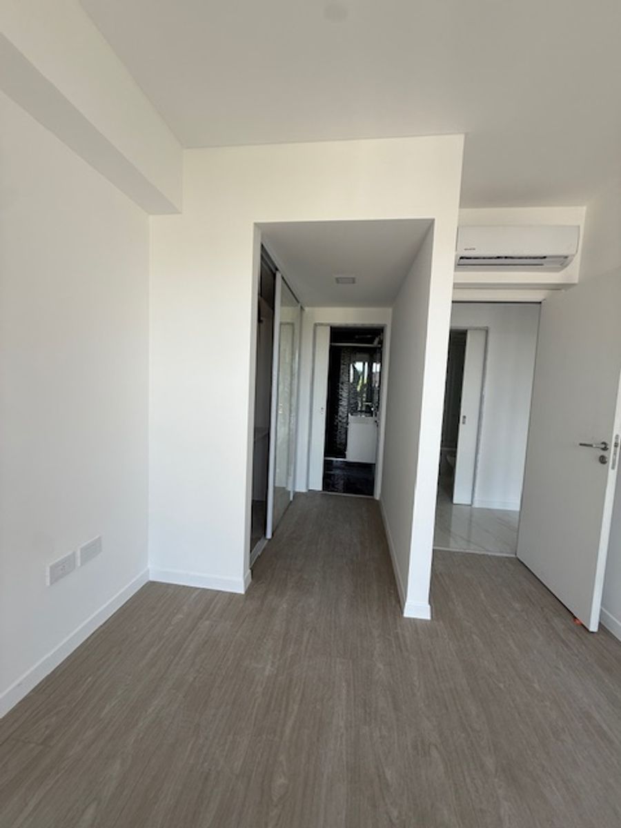 PATRON 5750 · Villa Luro — foto 5
